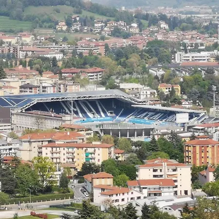 Zona Stadium - Free Parking, Wi-fi, Ac * Μπέργκαμο